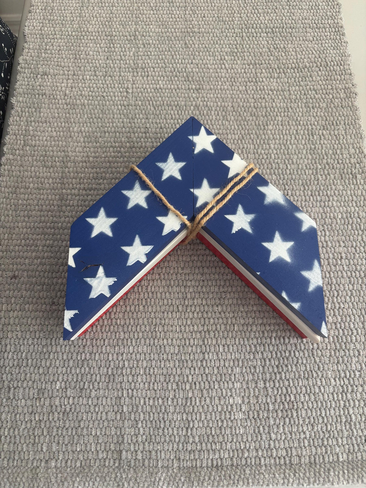 Patriotic Wooden Wall Arrows – Set of 3 — product photo 2