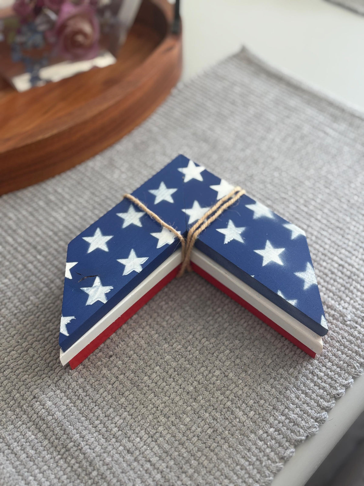 Patriotic Wooden Wall Arrows – Set of 3 — product photo 3