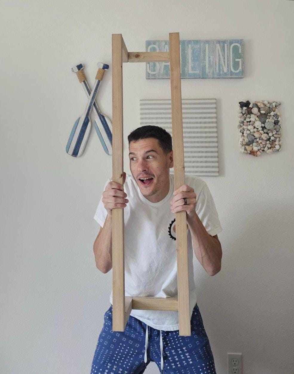 Wooden Wall-Mounted Blanket Rack – 40 Inch — product photo 1